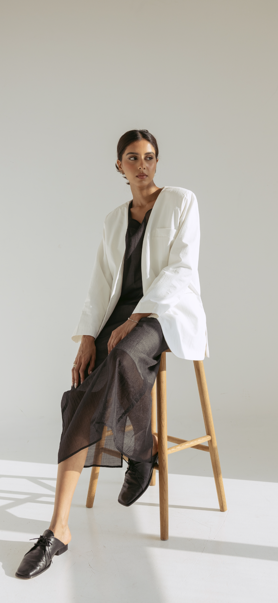 Cora Blazer / White