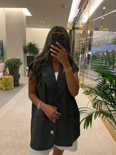Load image into Gallery viewer, Black Vest