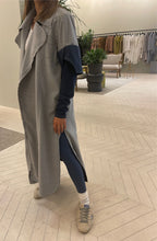 Load image into Gallery viewer, Inverse Coat - Grey x Blue