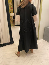 Load image into Gallery viewer, Inverse Coat - black